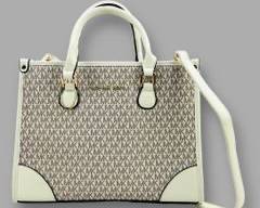 MICHAEL KORS Medium Sheila Satchel Hand Bag
