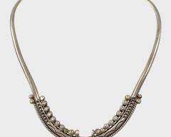 Fine Native American Navajo Sterling Silver Stampwork Pendant Holding Collar Necklace 30.4 Grams.