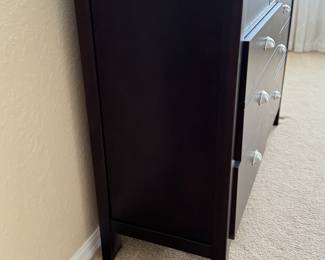 Vaughan Bassett Dark Roast 7 Drawer Dresser