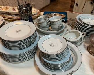 FULL SET OF CHINA