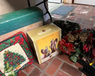 CHRISTMAS DECOR