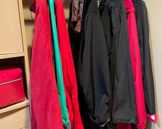 Coats and windbreakers - size L - 2X