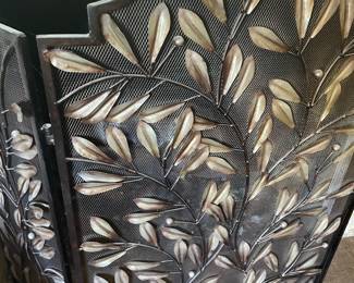 Fireplace screen