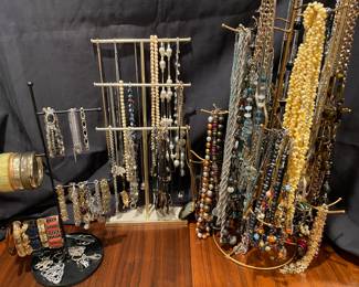 Necklaces, bracelets and more!