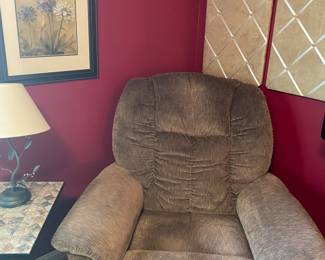 Rocker recliner chair