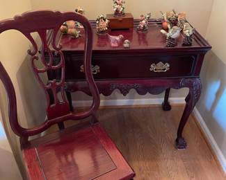 Console table with large drawers and pair of Asian styled chairs, porcelain birds and figurines