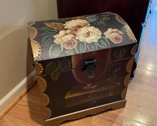 Storage chest
