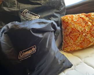 Inflatable mattresses - queen size