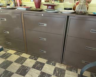 3-drawer filing cabinets