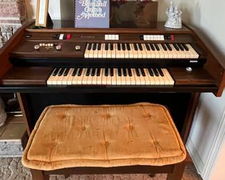 electric organ