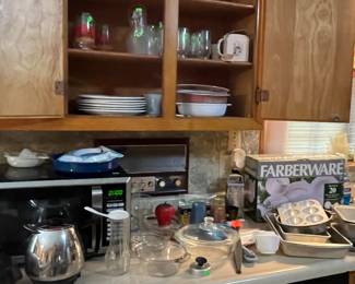 assorted cookware - farberware dishes