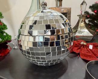 Disco ball bowl