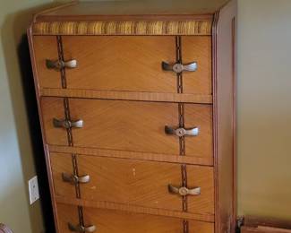 Depression era 4 drawer chest