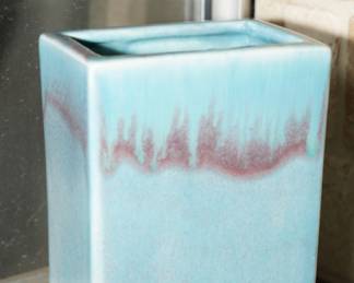 Ken's California pottery vase