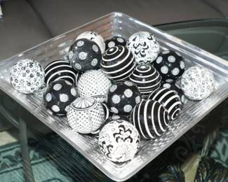Decorative silver bowl with 20+ decorative black & white balls