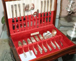 Silverplated Community flatware with case