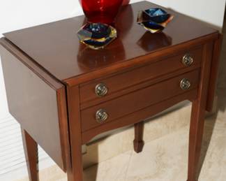 Double drop leaf accent table