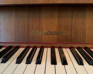 Uebel Lechlieter Upright Piano