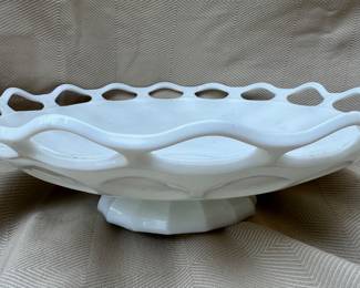 Lace rimmed milk glass bowl.