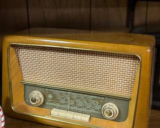 German short wave / am / fm vintage radio