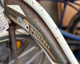 Vintage roll fast bike with horn