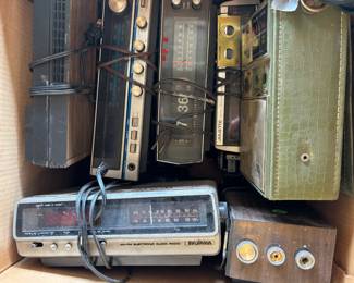 Clock radios