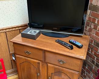 TV, maple cabinet 