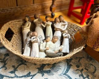 Willow Tree figurines 
