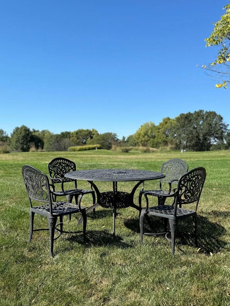 Loch Lloyd Online Estate Sale in Village Of Loch Lloyd, MO starts on 10