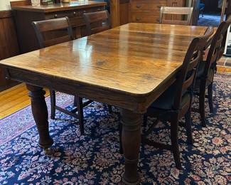 Same table with 3 leaves 