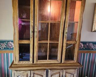 American Drew China Cabinet 
