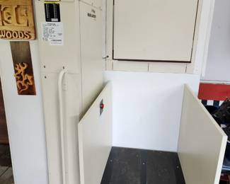 Highlander Residential platform lift 
RPL400/RPM 600
