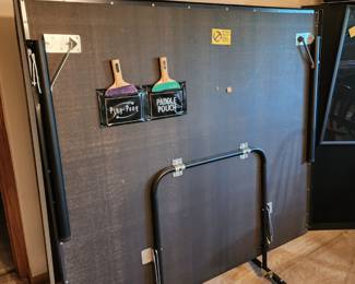 Harbor ping pong table, looks great