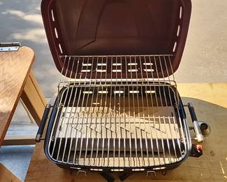 Camping grill