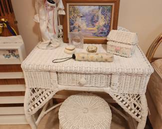 Wicker vanity with stool