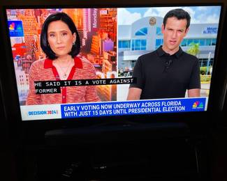 Samsung Flatscreen TV