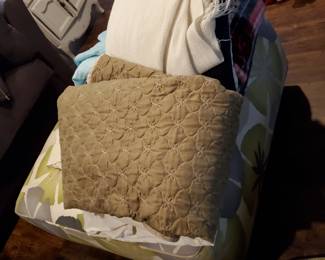 Blankets, Comforters, sheets