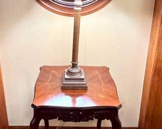 Small accent table with lamp