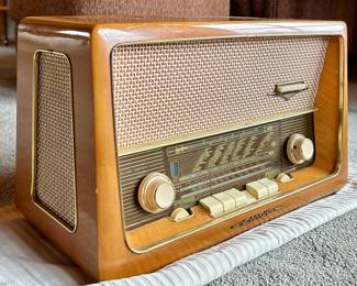Vintage EMUD Rekord Senior 60 radio