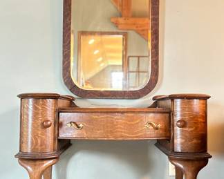 Antique vanity with mirror