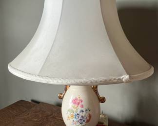 Ceramic base table lamps