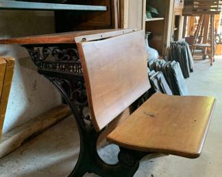 Antique School Desk - "New Oxford" (Wood/Cast Iron)