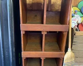 6 Hole Chicken Nesting Hen Box