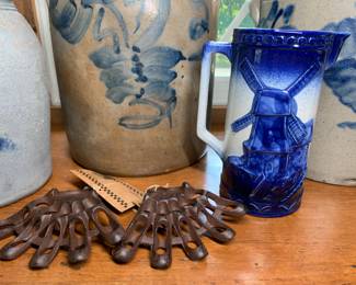 Cast iron 5 flag wall mounts