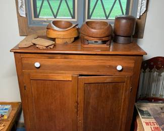 Pie safe cabinet