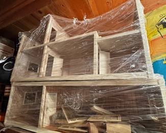 Wood Dollhouse 