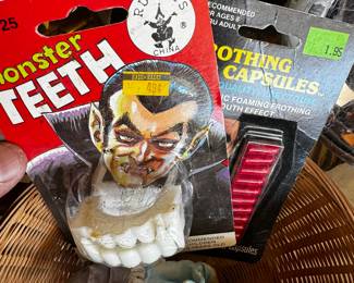 Vintage Halloween Accessories 