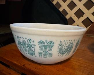 Pyrex Bowl