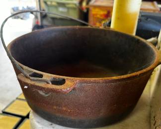 Cast Iron Wagner Pot 