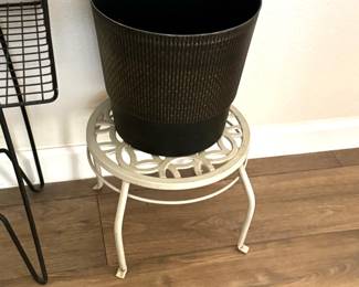 Plant Stand 